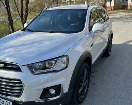 Білий Шевроле Каптіва, об'ємом двигуна 2.38 л та пробігом 97 тис. км за 18800 $, фото 1 на Automoto.ua