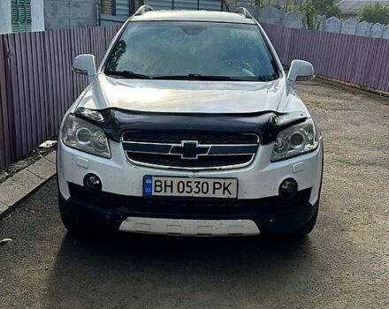 Шевроле Каптива 2009 в Одессе на Automoto.ua Белый Шевроле Каптива, объемом двигателя 2.4 л и пробегом 280 тыс. км за 6000 $, фото 1 на Automoto.ua