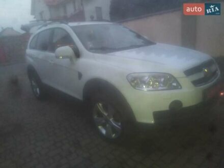 Шевроле Каптива 2010 в Луцке на Automoto.ua Белый Шевроле Каптива, объемом двигателя 2 л и пробегом 214 тыс. км за 9950 $, фото 1 на Automoto.ua