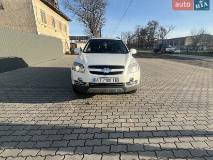 Шевроле Каптива 2010 в Ивано-Франковске на Automoto.ua Белый Шевроле Каптива, объемом двигателя 1.99 л и пробегом 342 тыс. км за 9000 $, фото 1 на Automoto.ua