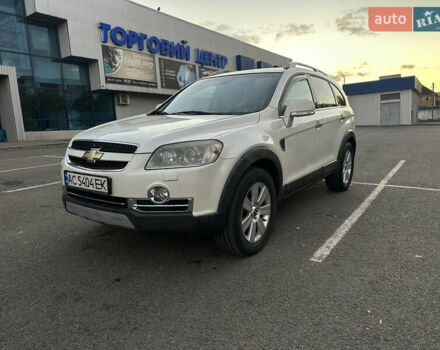 Білий Шевроле Каптіва, об'ємом двигуна 2 л та пробігом 293 тис. км за 9500 $, фото 1 на Automoto.ua
