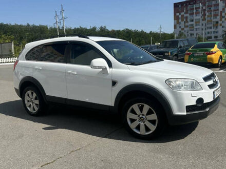 Білий Шевроле Каптіва, об'ємом двигуна 1.99 л та пробігом 258 тис. км за 11000 $, фото 1 на Automoto.ua