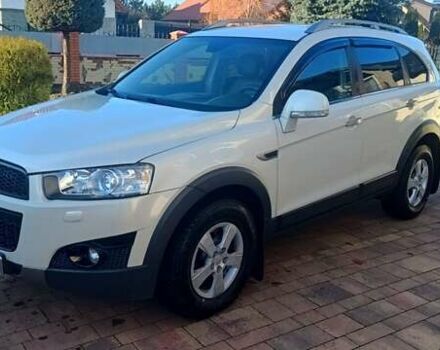 Белый Шевроле Каптива, объемом двигателя 2.23 л и пробегом 205 тыс. км за 11900 $, фото 1 на Automoto.ua