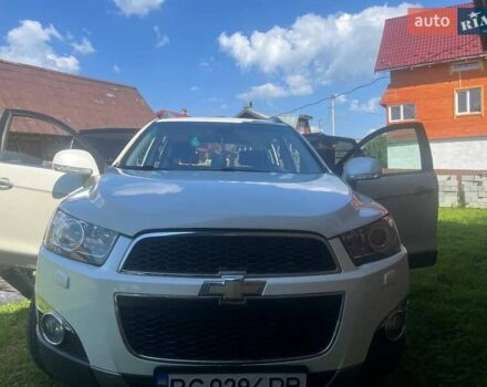 Білий Шевроле Каптіва, об'ємом двигуна 2.2 л та пробігом 113 тис. км за 10000 $, фото 1 на Automoto.ua