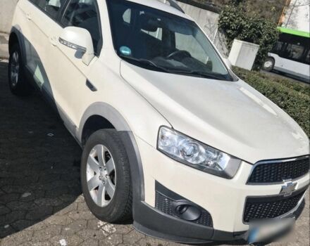 Белый Шевроле Каптива, объемом двигателя 2.2 л и пробегом 161 тыс. км за 4500 $, фото 1 на Automoto.ua