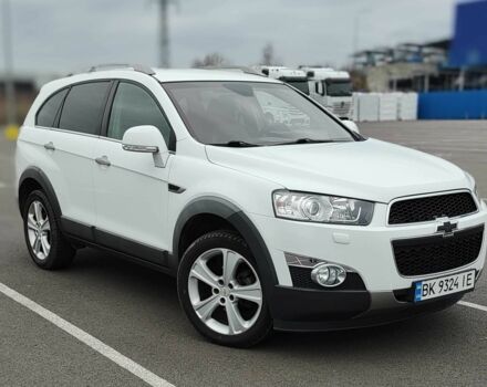 Белый Шевроле Каптива, объемом двигателя 2.2 л и пробегом 178 тыс. км за 12500 $, фото 1 на Automoto.ua
