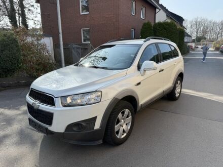 Белый Шевроле Каптива, объемом двигателя 2.2 л и пробегом 161 тыс. км за 4800 $, фото 1 на Automoto.ua