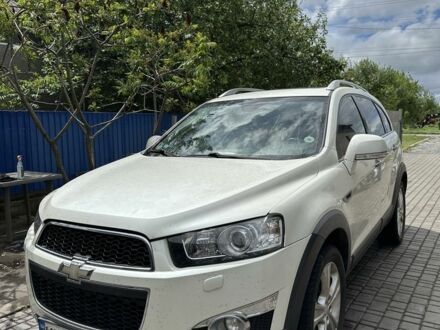 Білий Шевроле Каптіва, об'ємом двигуна 2.2 л та пробігом 168 тис. км за 10500 $, фото 1 на Automoto.ua