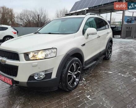 Білий Шевроле Каптіва, об'ємом двигуна 2.23 л та пробігом 208 тис. км за 10800 $, фото 1 на Automoto.ua