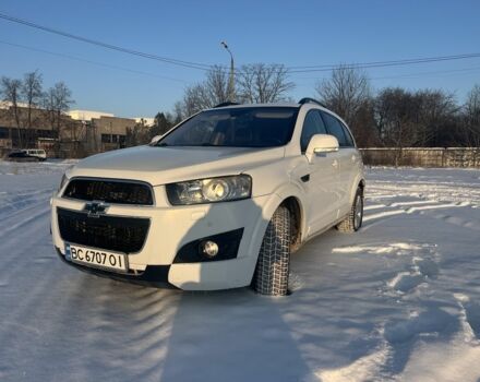 Белый Шевроле Каптива, объемом двигателя 2.2 л и пробегом 320 тыс. км за 10700 $, фото 1 на Automoto.ua