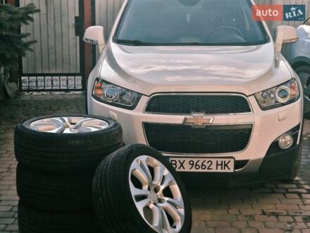 Білий Шевроле Каптіва, об'ємом двигуна 2.2 л та пробігом 187 тис. км за 11500 $, фото 1 на Automoto.ua