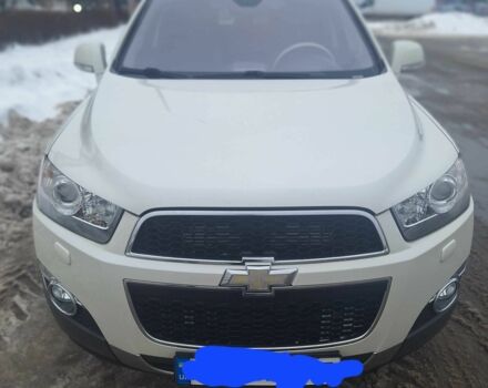 Белый Шевроле Каптива, объемом двигателя 2.2 л и пробегом 177 тыс. км за 10700 $, фото 1 на Automoto.ua