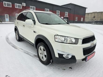 Білий Шевроле Каптіва, об'ємом двигуна 2.2 л та пробігом 189 тис. км за 11700 $, фото 1 на Automoto.ua