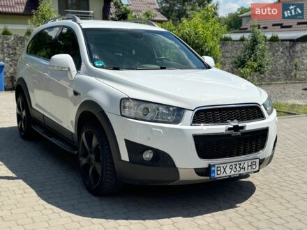 Білий Шевроле Каптіва, об'ємом двигуна 2.2 л та пробігом 256 тис. км за 9500 $, фото 1 на Automoto.ua