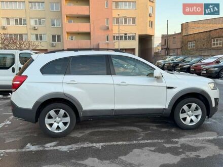Белый Шевроле Каптива, объемом двигателя 2.38 л и пробегом 169 тыс. км за 10000 $, фото 1 на Automoto.ua