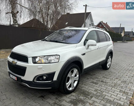 Белый Шевроле Каптива, объемом двигателя 2.2 л и пробегом 167 тыс. км за 12600 $, фото 1 на Automoto.ua