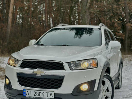 Белый Шевроле Каптива, объемом двигателя 2 л и пробегом 102 тыс. км за 13500 $, фото 1 на Automoto.ua
