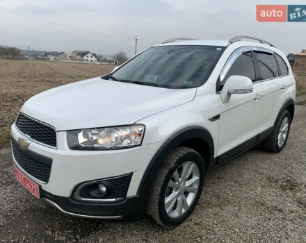 Белый Шевроле Каптива, объемом двигателя 2 л и пробегом 186 тыс. км за 12300 $, фото 1 на Automoto.ua