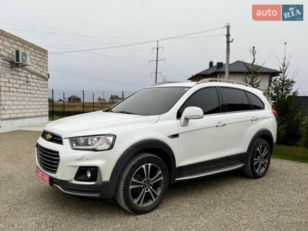 Білий Шевроле Каптіва, об'ємом двигуна 1.96 л та пробігом 180 тис. км за 15200 $, фото 1 на Automoto.ua