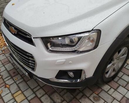 Белый Шевроле Каптива, объемом двигателя 2.23 л и пробегом 255 тыс. км за 14900 $, фото 1 на Automoto.ua