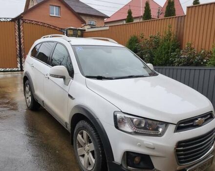 Білий Шевроле Каптіва, об'ємом двигуна 2.23 л та пробігом 175 тис. км за 17000 $, фото 1 на Automoto.ua