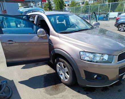 Бежевий Шевроле Каптіва, об'ємом двигуна 2.2 л та пробігом 100 тис. км за 18999 $, фото 6 на Automoto.ua