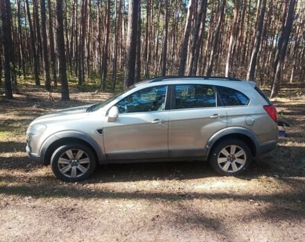 Бежевый Шевроле Каптива, объемом двигателя 2 л и пробегом 330 тыс. км за 3660 $, фото 2 на Automoto.ua