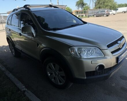 Бежевый Шевроле Каптива, объемом двигателя 2 л и пробегом 308 тыс. км за 4850 $, фото 2 на Automoto.ua