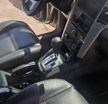 Бежевый Шевроле Каптива, объемом двигателя 2.4 л и пробегом 251 тыс. км за 7600 $, фото 8 на Automoto.ua