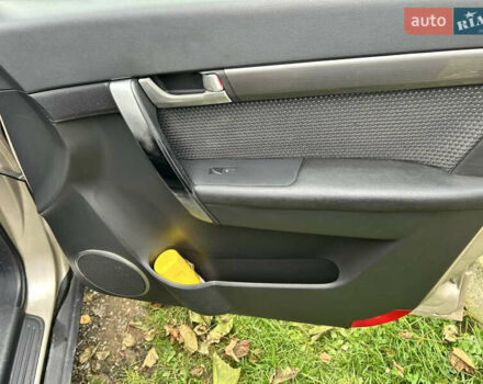 Шевроле Каптива 2007 в Богородчанах на Automoto.ua Бежевый Шевроле Каптива, объемом двигателя 2.41 л и пробегом 247 тыс. км за 7300 $, фото 11 на Automoto.ua