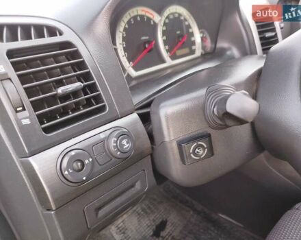 Бежевый Шевроле Каптива, объемом двигателя 2.4 л и пробегом 204 тыс. км за 6900 $, фото 7 на Automoto.ua