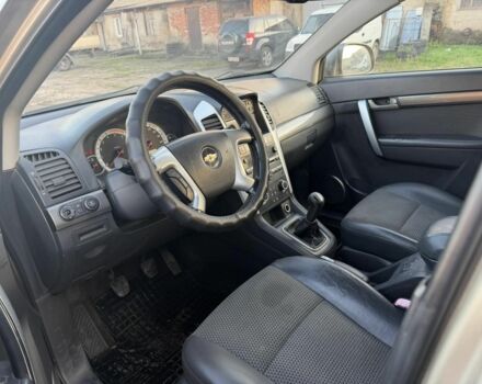 Бежевый Шевроле Каптива, объемом двигателя 2 л и пробегом 252 тыс. км за 4000 $, фото 6 на Automoto.ua