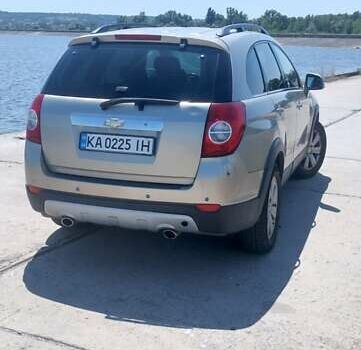 Бежевый Шевроле Каптива, объемом двигателя 2.4 л и пробегом 251 тыс. км за 7600 $, фото 2 на Automoto.ua