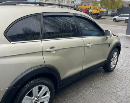 Бежевый Шевроле Каптива, объемом двигателя 2.41 л и пробегом 260 тыс. км за 7500 $, фото 4 на Automoto.ua