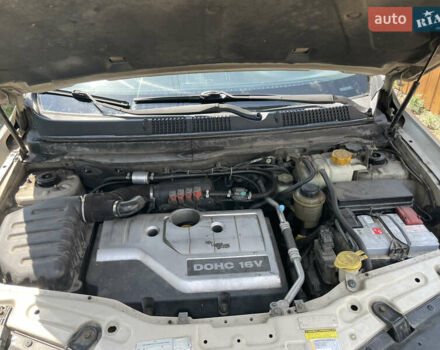 Бежевый Шевроле Каптива, объемом двигателя 2.41 л и пробегом 249 тыс. км за 8300 $, фото 16 на Automoto.ua