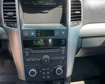 Бежевый Шевроле Каптива, объемом двигателя 2.41 л и пробегом 249 тыс. км за 8300 $, фото 10 на Automoto.ua