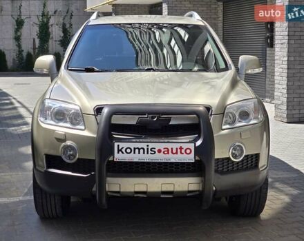 Шевроле Каптіва 2010 у Хмельницькому на Automoto.ua Бежевий Шевроле Каптіва, об'ємом двигуна 2.4 л та пробігом 166 тис. км за 9499 $, фото 2 на Automoto.ua