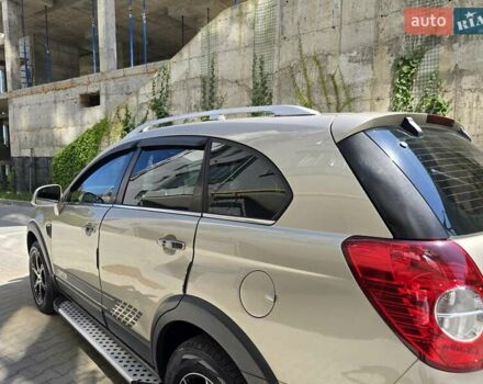 Шевроле Каптіва 2010 у Хмельницькому на Automoto.ua Бежевий Шевроле Каптіва, об'ємом двигуна 2.4 л та пробігом 166 тис. км за 9499 $, фото 12 на Automoto.ua