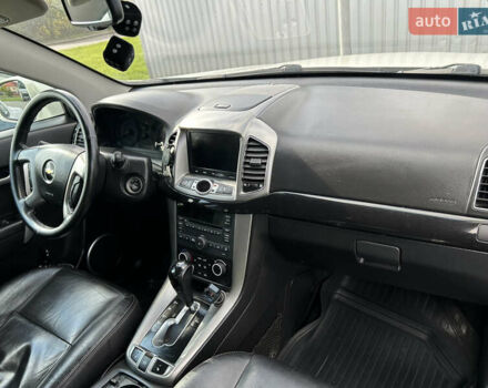 Бежевый Шевроле Каптива, объемом двигателя 2.2 л и пробегом 286 тыс. км за 10500 $, фото 8 на Automoto.ua