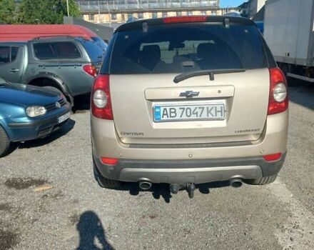 Бежевый Шевроле Каптива, объемом двигателя 2.23 л и пробегом 240 тыс. км за 10200 $, фото 2 на Automoto.ua