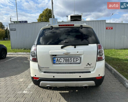 Бежевый Шевроле Каптива, объемом двигателя 2.2 л и пробегом 286 тыс. км за 10500 $, фото 3 на Automoto.ua