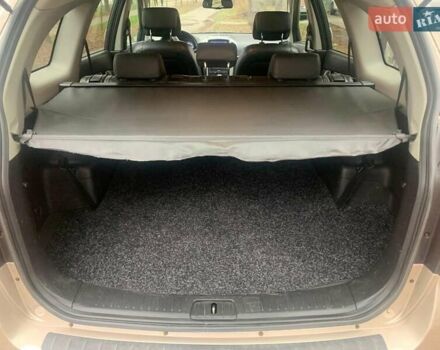 Бежевий Шевроле Каптіва, об'ємом двигуна 2.38 л та пробігом 184 тис. км за 10000 $, фото 5 на Automoto.ua