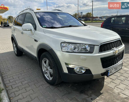 Бежевый Шевроле Каптива, объемом двигателя 2.2 л и пробегом 286 тыс. км за 10500 $, фото 1 на Automoto.ua