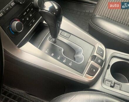 Бежевий Шевроле Каптіва, об'ємом двигуна 2.38 л та пробігом 184 тис. км за 10000 $, фото 11 на Automoto.ua