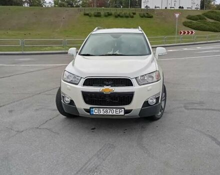 Бежевий Шевроле Каптіва, об'ємом двигуна 2.2 л та пробігом 250 тис. км за 11500 $, фото 1 на Automoto.ua