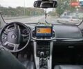 Бежевий Шевроле Каптіва, об'ємом двигуна 2.2 л та пробігом 250 тис. км за 11500 $, фото 5 на Automoto.ua