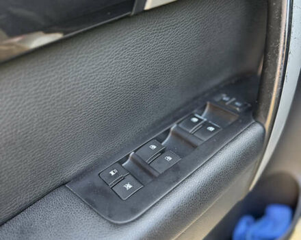 Бежевый Шевроле Каптива, объемом двигателя 3 л и пробегом 178 тыс. км за 12900 $, фото 31 на Automoto.ua