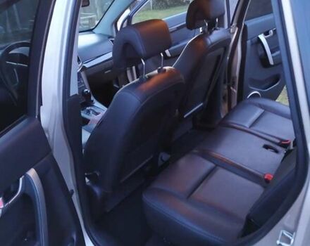 Бежевый Шевроле Каптива, объемом двигателя 3 л и пробегом 77 тыс. км за 12999 $, фото 7 на Automoto.ua