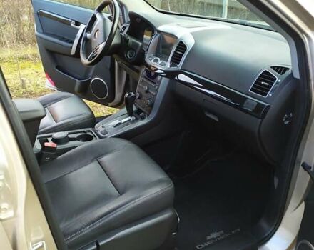 Бежевый Шевроле Каптива, объемом двигателя 3 л и пробегом 77 тыс. км за 12999 $, фото 13 на Automoto.ua