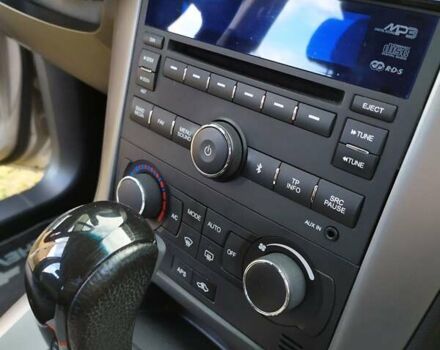 Бежевый Шевроле Каптива, объемом двигателя 3 л и пробегом 77 тыс. км за 12999 $, фото 9 на Automoto.ua